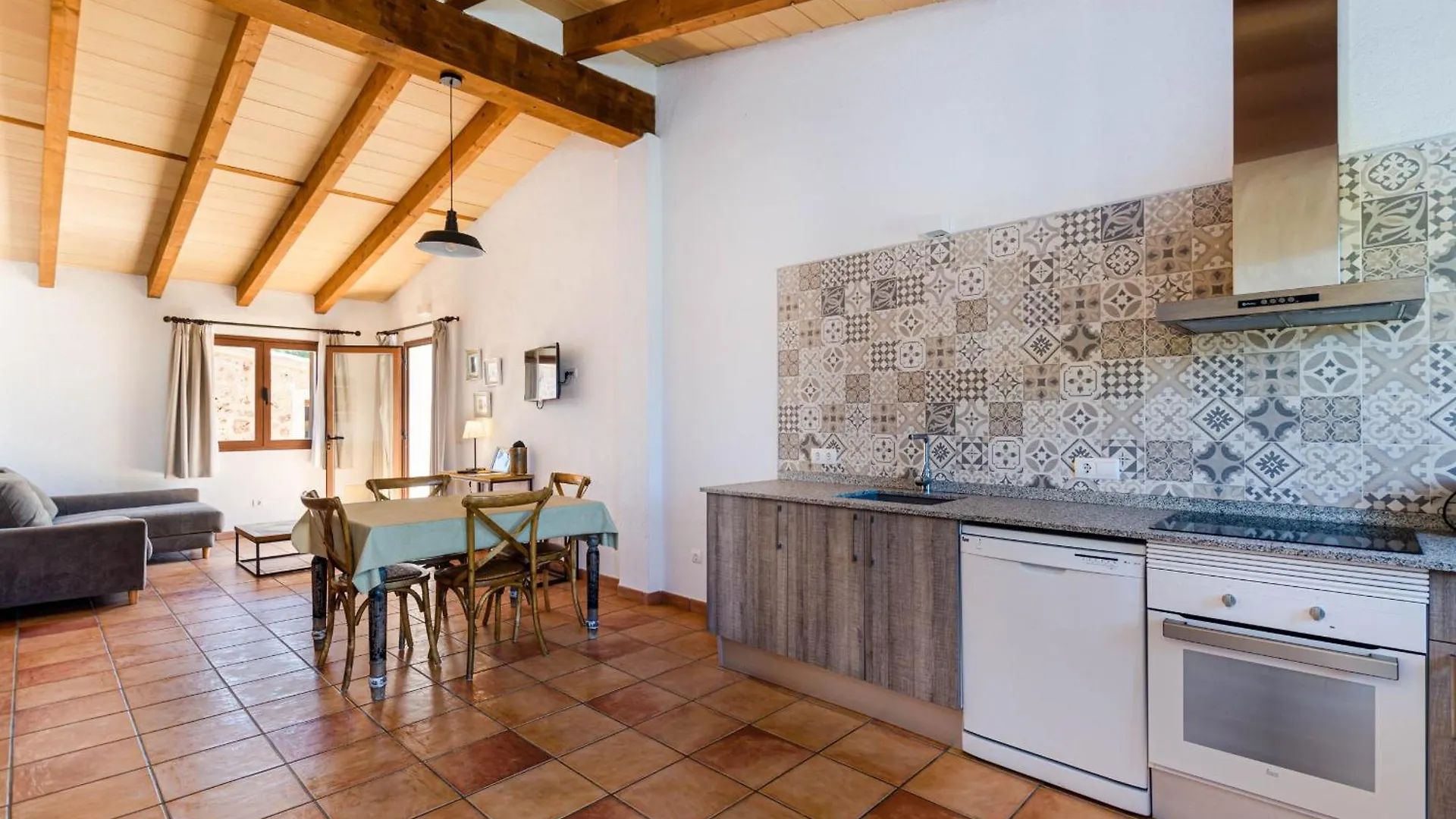 Apartament Yourhouse Agroturismo Can Porreti La Figuera Lloret de Vistalegre Hiszpania