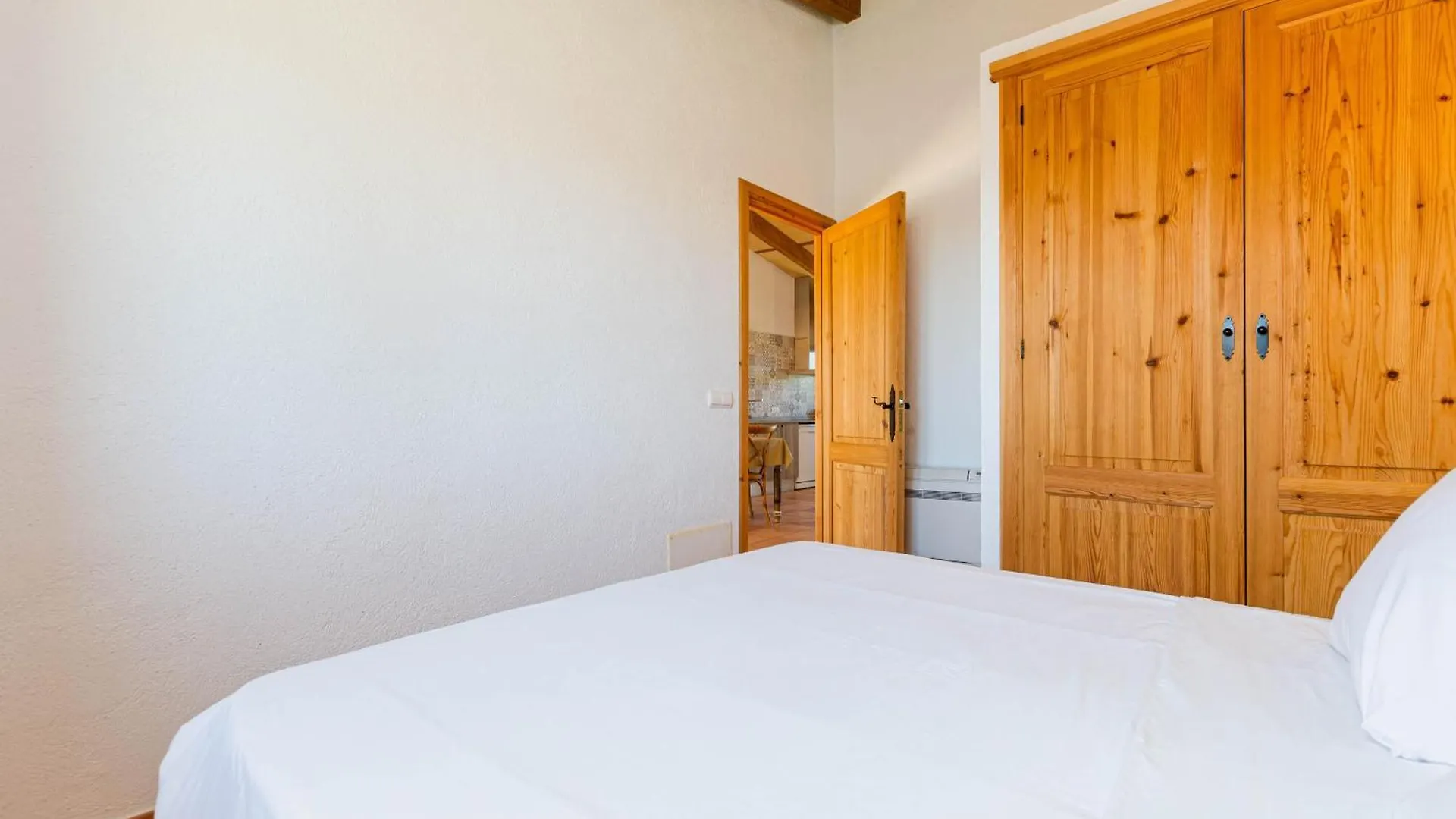 Yourhouse Agroturismo Can Porreti La Figuera Lloret de Vistalegre Hiszpania