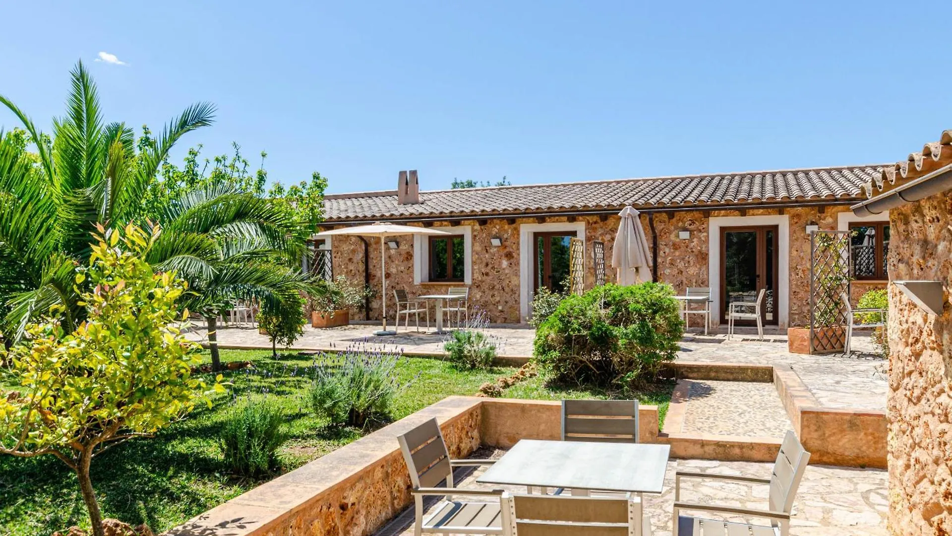 Yourhouse Agroturismo Can Porreti La Figuera Lloret de Vistalegre 0*,  Hiszpania