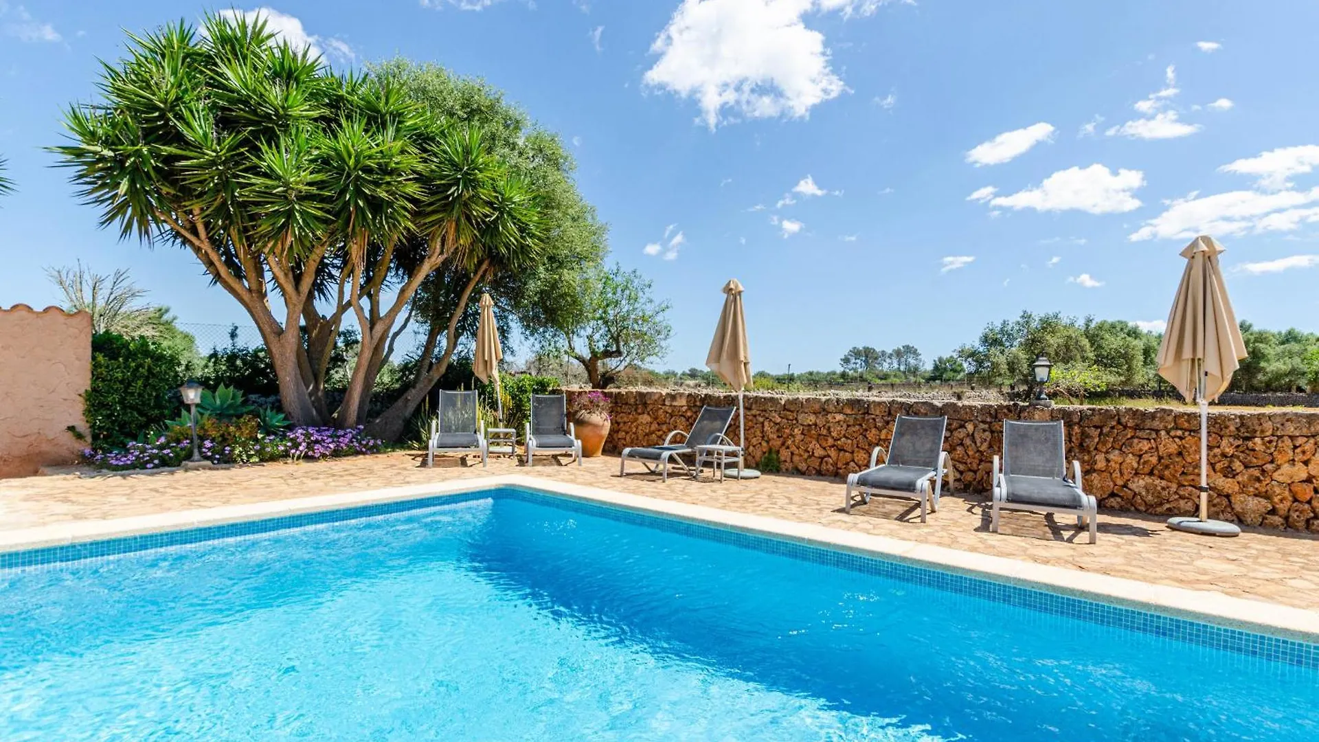 Apartament Yourhouse Agroturismo Can Porreti La Figuera Lloret de Vistalegre Hiszpania