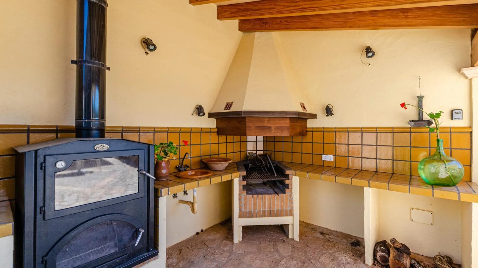 לורט דה ויסטאלגרה Yourhouse Agroturismo Can Porreti La Figuera 0*, לורט דה ויסטאלגרה