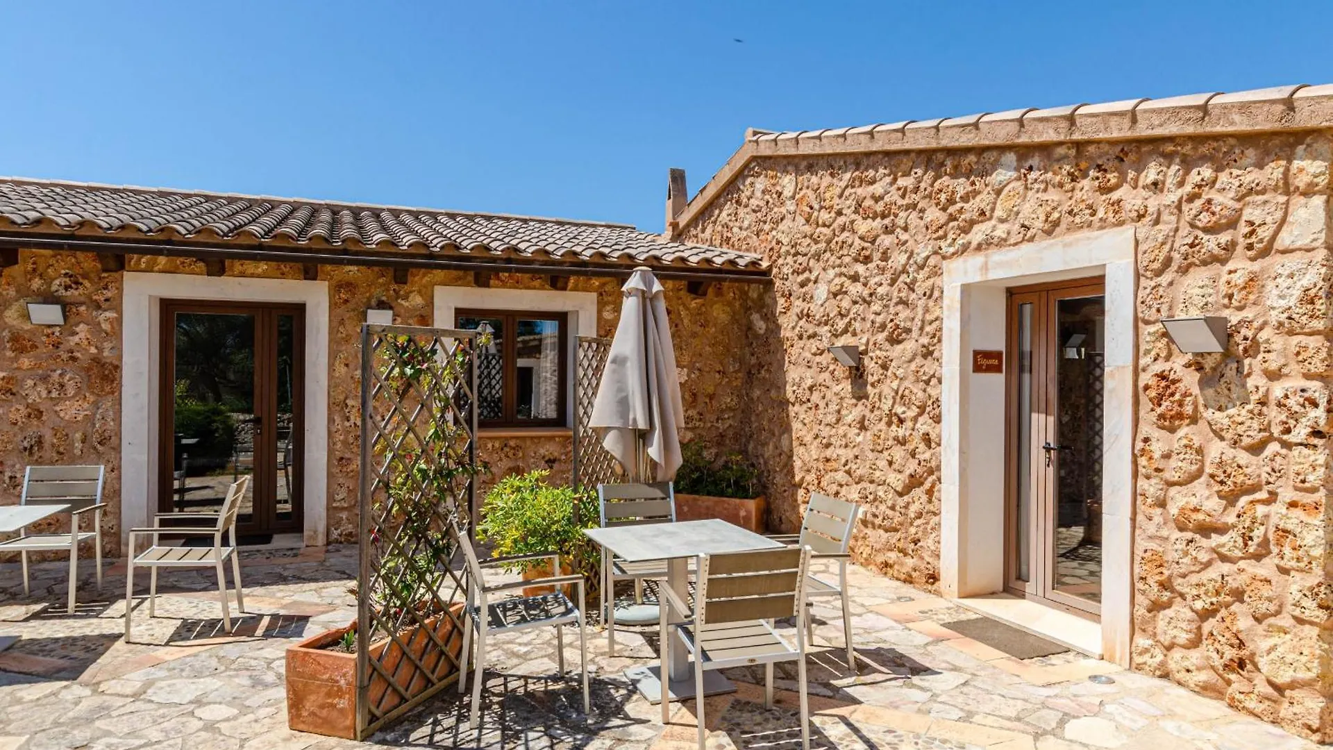Yourhouse Agroturismo Can Porreti La Figuera Lloret de Vistalegre Apartament